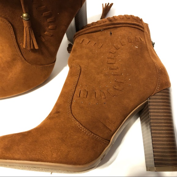 Booties - Picture 3 of 5